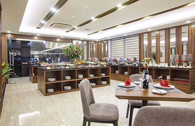 Western Boutique Hotel - Photo 15