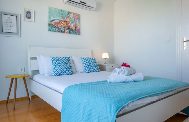 EV Apartments - Photo 40