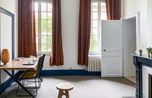 2 Bedroom Nice Apartment In Les Andelys - Foto 21