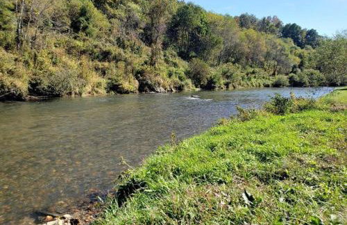 Riverbend Retreat - Photo 44