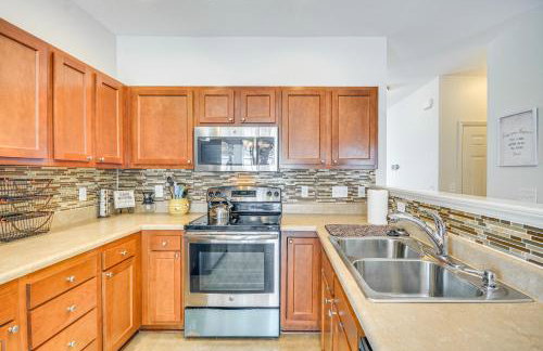 Cozy Greensboro Townhome with Community Pool and Grill - Foto 8