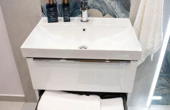 ApArt 2 Luxury 3BR Apartment Free Parking Sleeps 6 - Foto 67