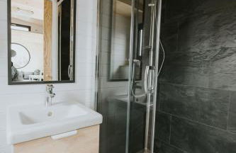 Tiny House mit Saunafass und Garten - Foto 13