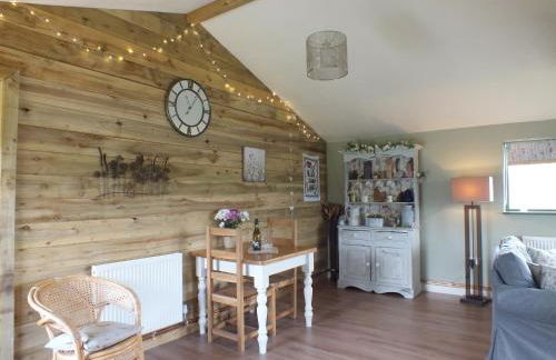 The Potting Shed And The Garden Shed Self Catering - Photo 45
