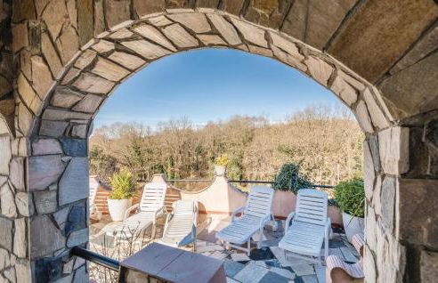 Lovely Home In Vidreres With Kitchen - Foto 13