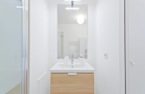 Studio Orly 15 min I Balcon, cuisine, Wi-Fi rapide - Foto 5