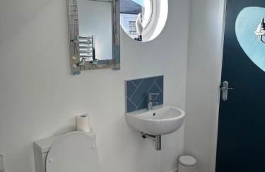 The Boat Cottage - private beach access - Foto 5