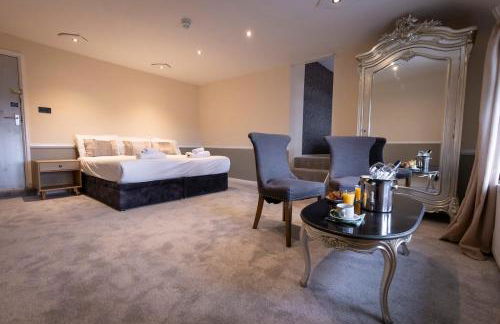 New Hobbit, stunning views, sleeps 42, Bar, Hot Tub - Foto 20