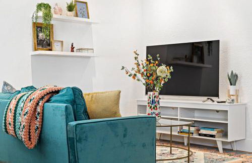 Stylish 2 BR Condo - Close to Riverwalk - Foto 13