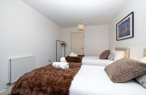 Cosy, modern high rise with views! 2 bedroom - Foto 15