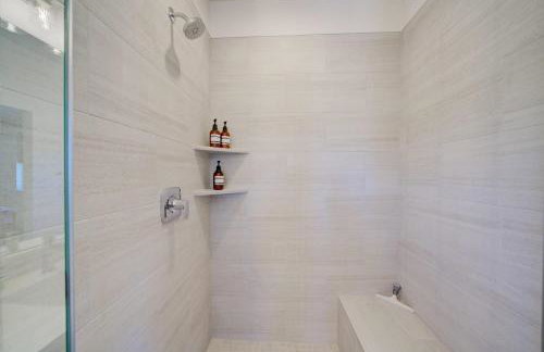 Spacious 3BR Home - Perfect Belgrade Getaway - Foto 25