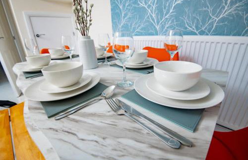 Luxury 5BDR with City Access, Free Parking and Wi-Fi - Photo 44