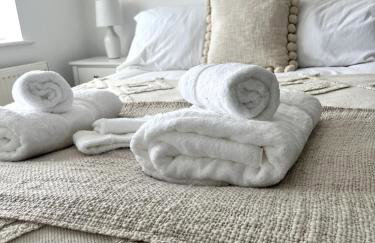 Spacious, cosy & stylish 3 Bed Home in Salford, near Trafford Park - Free Parking - Foto 21