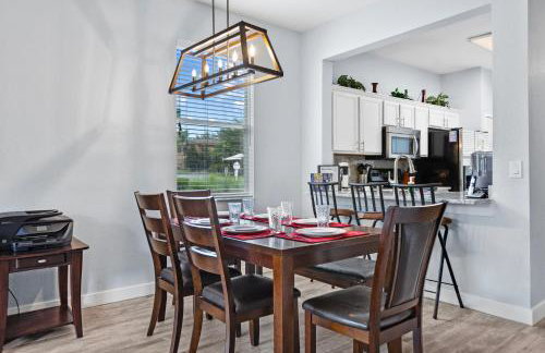 Great Town Home with Lazy River - Foto 1