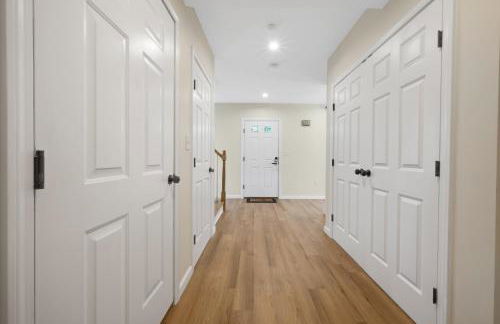 Spacious House in Prime Location - Photo 79