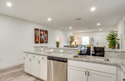 13 Mi to Beaches Pet-Friendly Condo in Palmetto! - Foto 8