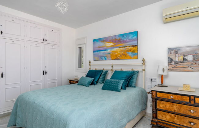 3 bedroom House in Benalmádena with private pool and garden - Photo 18