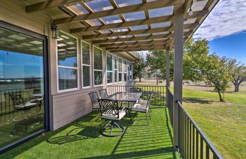 Modern Lakehouse with Stunning Views and Hot Tub! - Foto 35