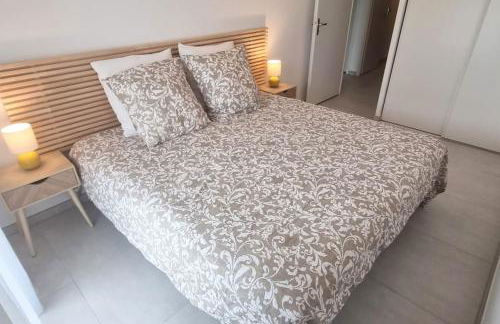 LE SEGRETO, Appt Neuf dans résidence de Standing, Superbe Déco, Centre, 2 Parkings Privés, Climatisation - Foto 6