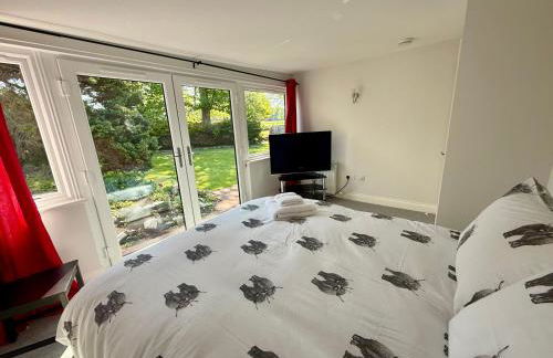 Modern Coastal Retreat, 5-Bedroom, 4-Bathroom Home, with Parking in Portsoy - Foto 24