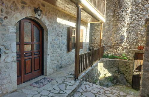 Andromahi Stone House - Photo 32