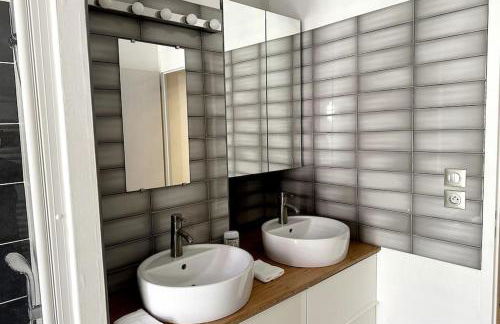 Bel Appart Design 2ch, Mairie, Pkg, Wifi, Terrasse, Port Marianne - Photo 9