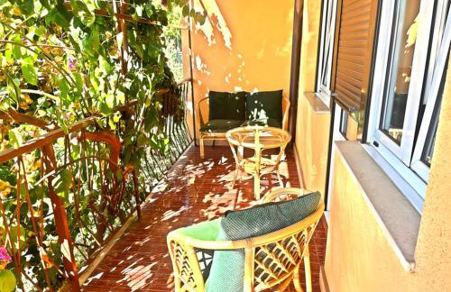 Pomalo Retreat, Your Calm Escape Near the City, Sunlit Terrace, Space & Comfort and Parking - Foto 11