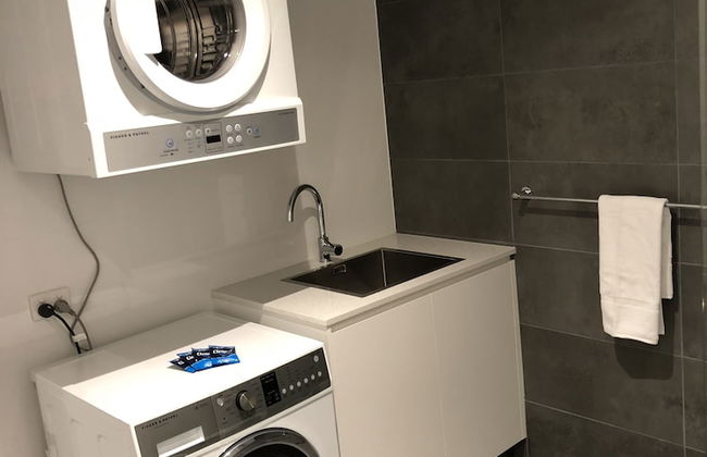 Nouveau on Young - Photo 18