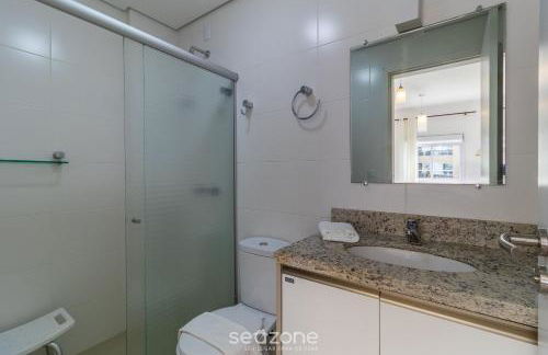 Apt near beach w/ pool & BBQ VIC0203 - Photo 15