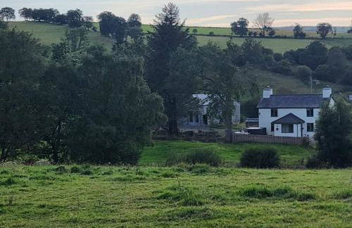 Cwm Uchaf Holiday Home, hot tub and horse view! - Photo 23