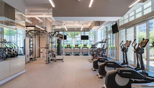 2BR Panoramic City View!! - Photo 2