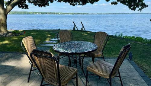 Beautiful Waterfront House in Owasco Lake - Foto 2