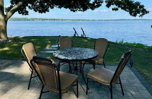 Beautiful Waterfront House in Owasco Lake - Foto 2