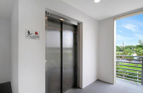 Luxury Condo Living on Sarasota Bay, Minutes From Downtown - Foto 54