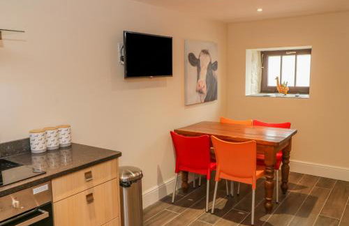 Swallows Return - Foto 9