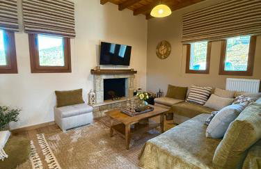 Alexi's House - Photo 9