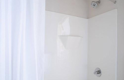 East Side 1BR Apt - Near Brady St and Fiserv with Balcony - Foto 13