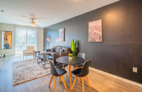 Extensive 2BD - ASU - Sloan Pk - WD - Parking - Sleeps 8 - Foto 24