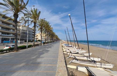 Precioso piso - 1ª línea de mar - Foto 2