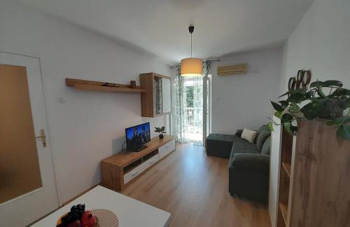 Apartment Pinia with free parking - Photo 26