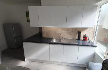 Lovely 3 Bedrooms Flat Near Romford Station With Free Parking - Foto 24