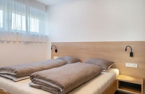 Mountain Meadows Apt 2 - Photo 1