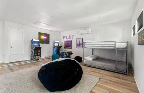 The Bonnie - 5 Bed Near Everything - Photo 15