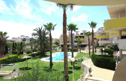 VILLAMARTIN PALMS stylish apartment close to golf and ocean with garden views - Foto 14
