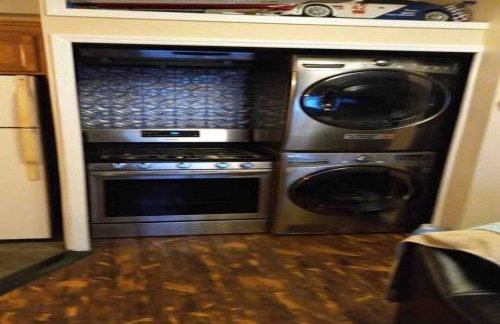 NY - NJ Tennis Suites - Sleeps 40 - 15 Mins to NYC - Foto 8