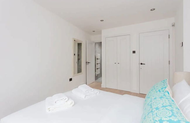 Contemporary 2 Bedroom House in Vibrant Shepherds Bush - Foto 5