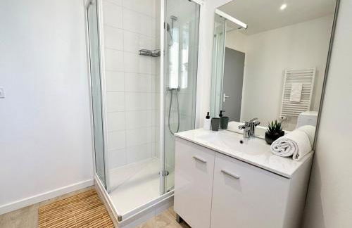 L'AUTHENTIQUE - Moderne - Central - Foto 26