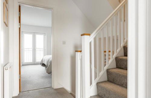 Large Modern Scenic 4 Bedroom Townhouse - Foto 46