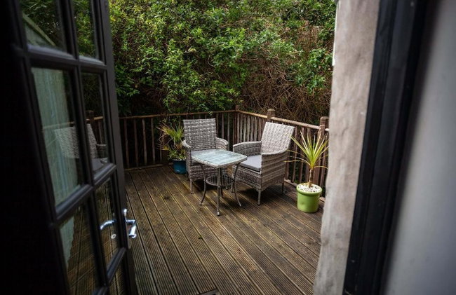 Sea View Ultimate Boutique Escape! - Photo 33