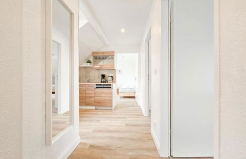 Tolstov Apartments - Monteurwohnungen - 3 Schlafzimmer - Küche - Balkon - Waschmaschine - 25 Min zur Messe DUS - Foto 20